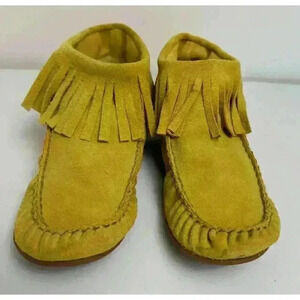 Bettye Muller Yellow Fringe Moccasin Bootie Size 7 1/2 Soft Leather Suede